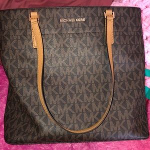 Michael Kors brown purse